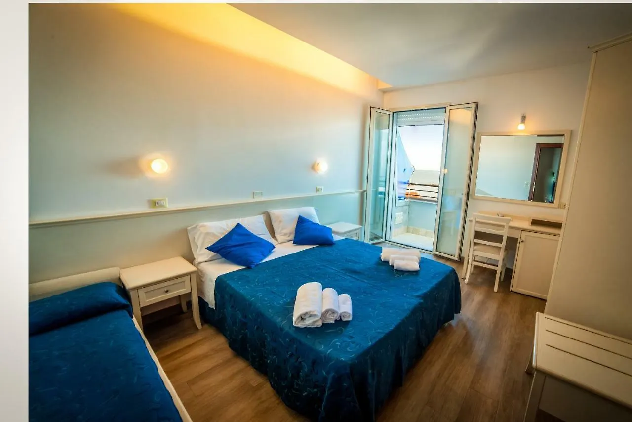 Hotel Alexander San Mauro Mare 3*,
